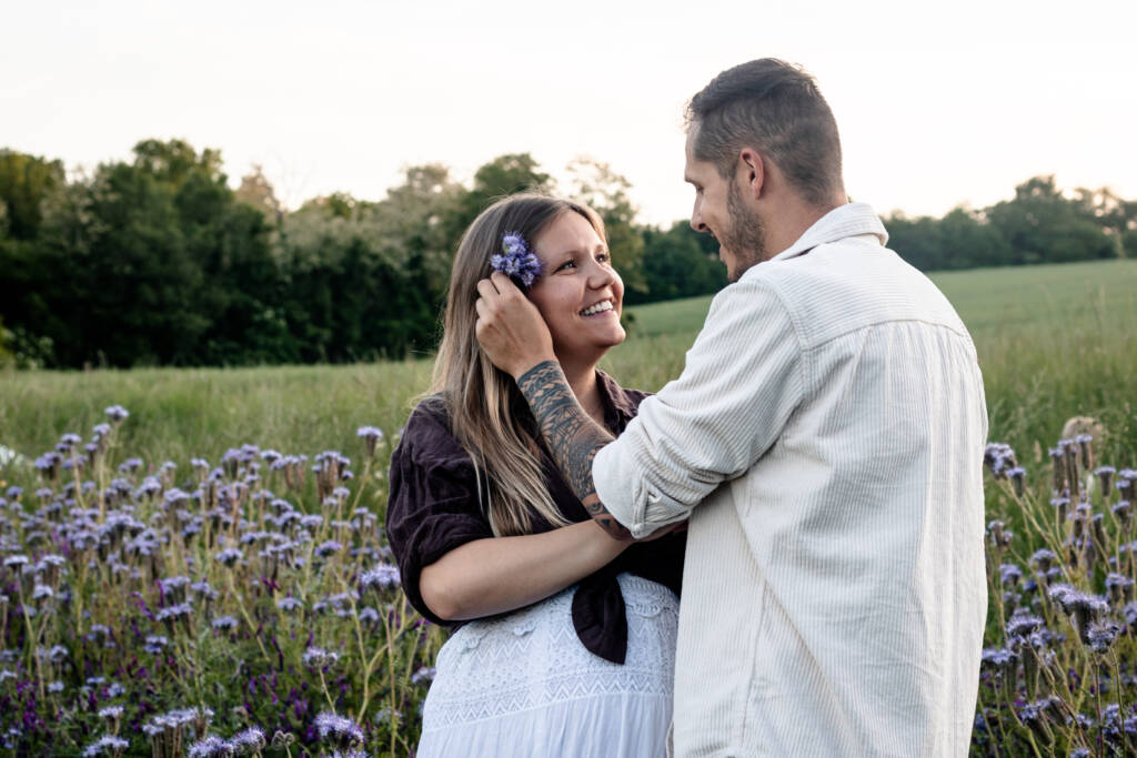 Photo d'un couple se regardant